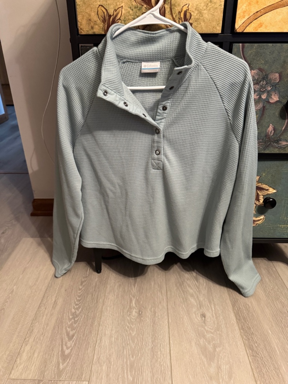 Columbia Women’s Sage Green Waffle Knit Snap-Front Pullover